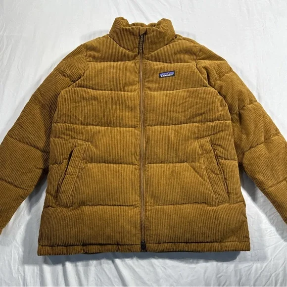 NWT Women’s Patagonia Fjord Corduroy Puffer Jacket size M - Picture 1 of 6